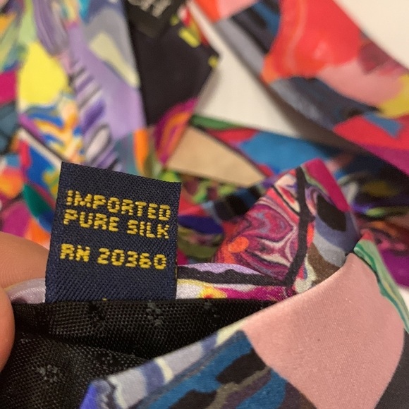 BACHRACH Silk Handmade Colorful Tie L 56” 4 1/4” W Appr - Picture 6 of 6